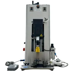 Półautomatyczna zakręcarka CC-1000 1